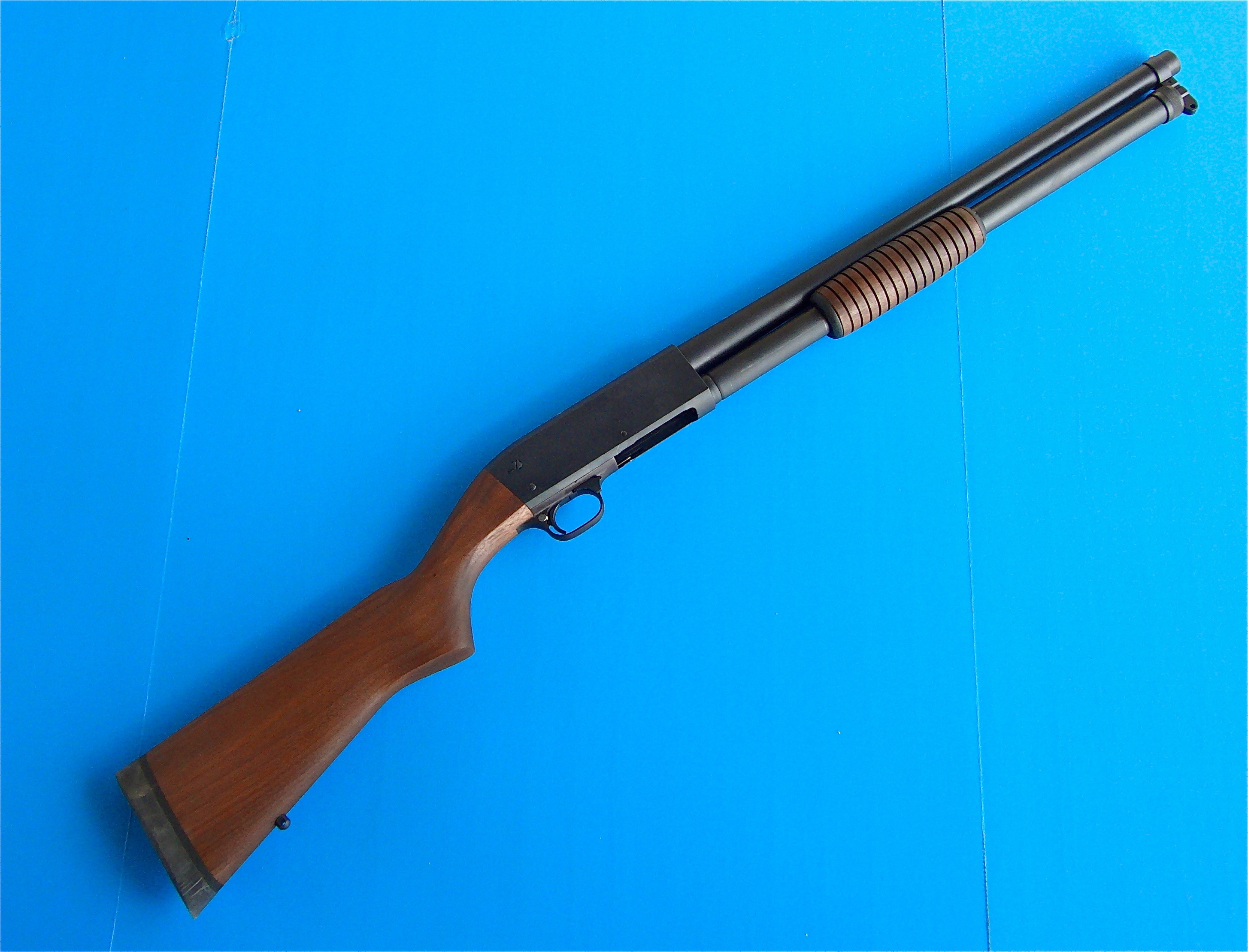 ithaca 37 shotgun