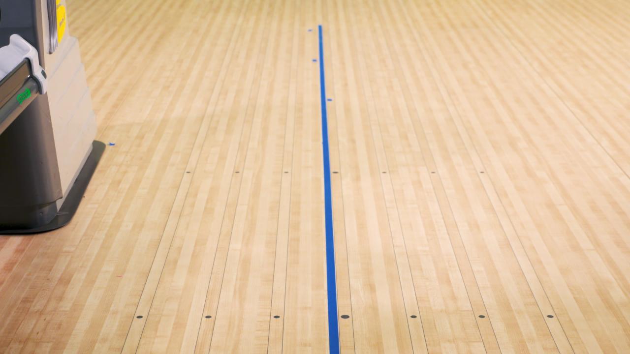 Bowling Approach for a Straighter Arm Swing National Bowling Academy