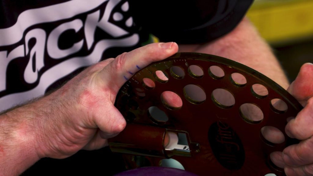 Factors of Proper Bowling Ball Grip Pressure National Bowling Academy