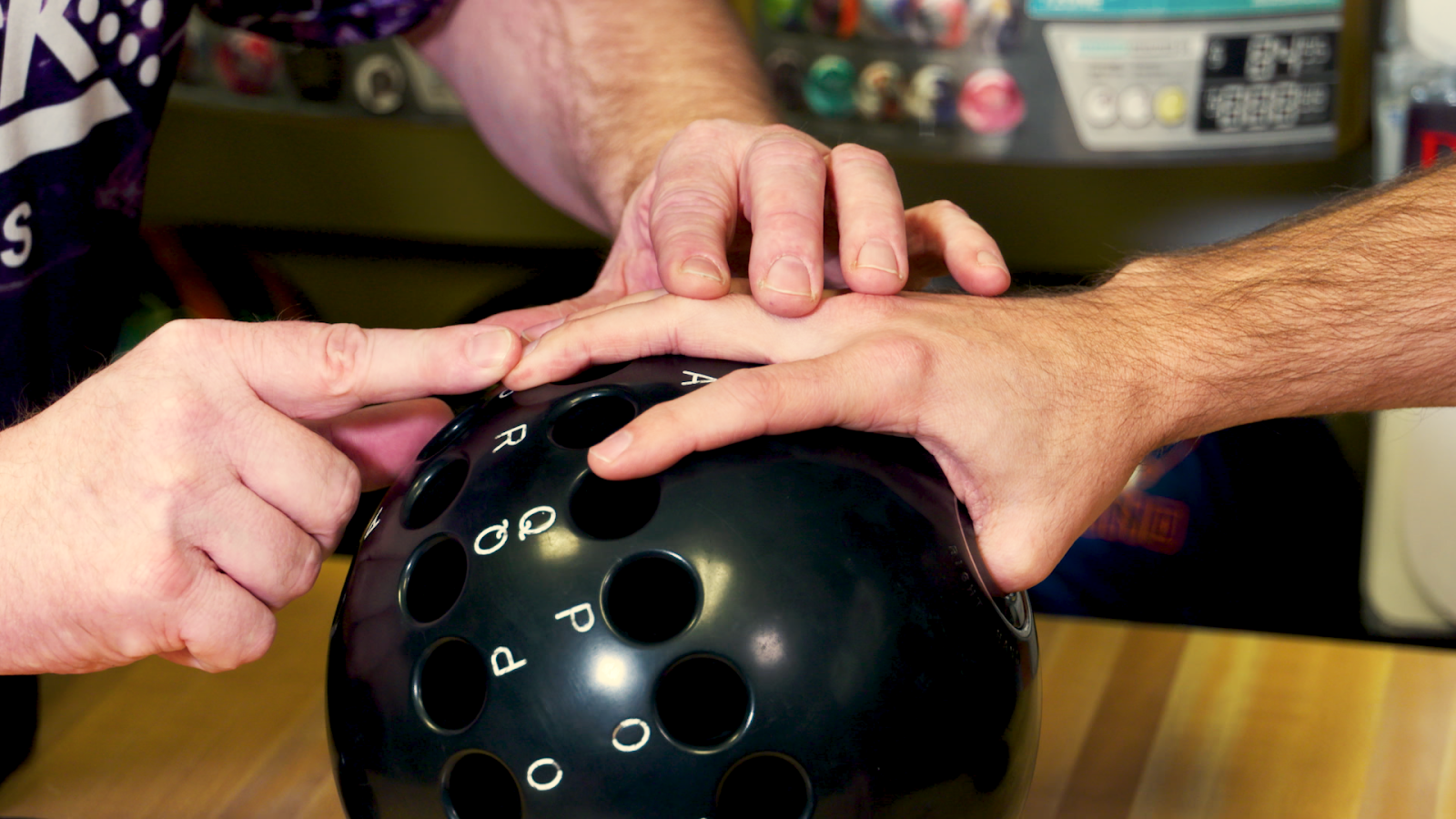 Factors Of Proper Bowling Ball Grip Pressure National Bowling Academy National Bowling Academy