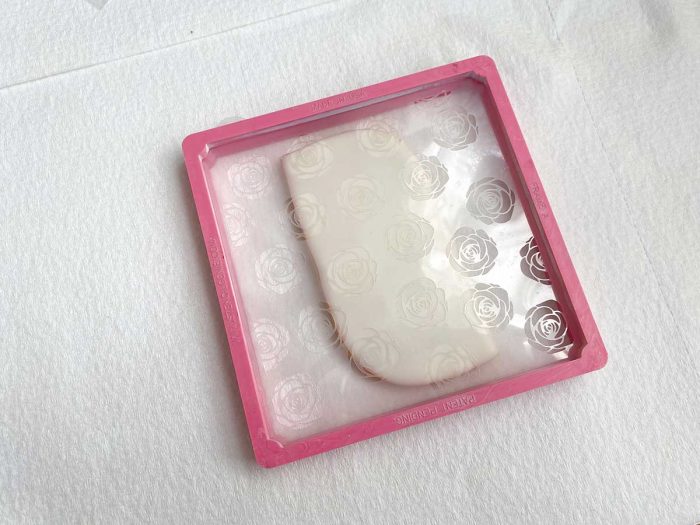 Everything You Need to Know About Airbrushing a Cookie Creative Cake