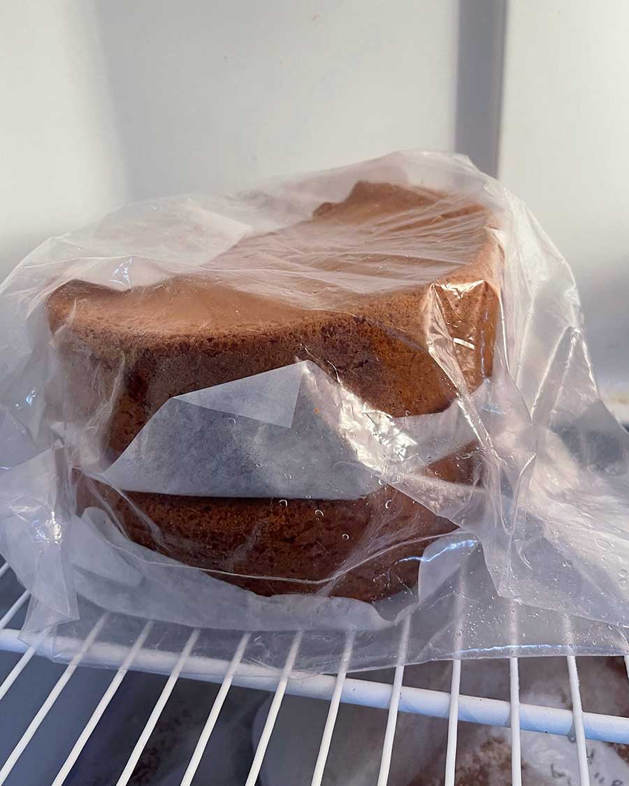 When freezing cakes, it's important to wrap them tightly in