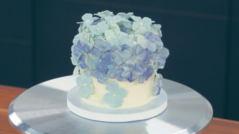 All-Over Sugar Flower Cakeproduct featured image thumbnail.