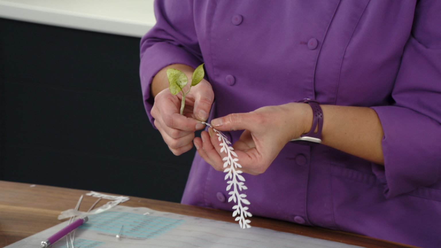 Gum Paste Flower Basics The Stephanotis Creative Cake Design