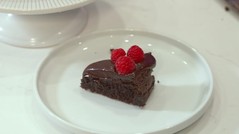 Gluten Free Chocolate Cakeproduct featured image thumbnail.