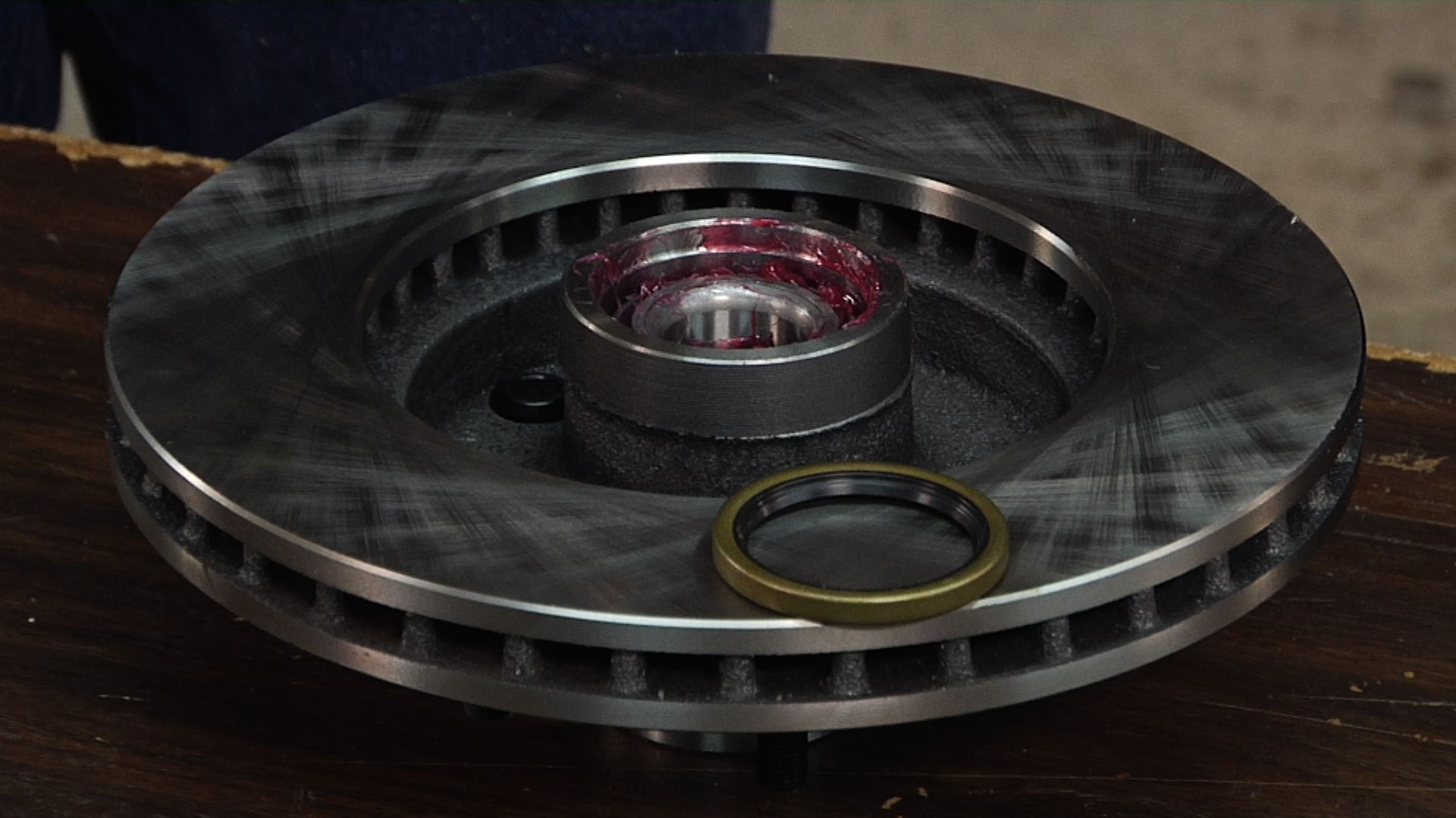 Learn How to Replace Rotors with Proper Preparation product featured image thumbnail.