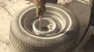 How to Sandblast a Car Wheel
