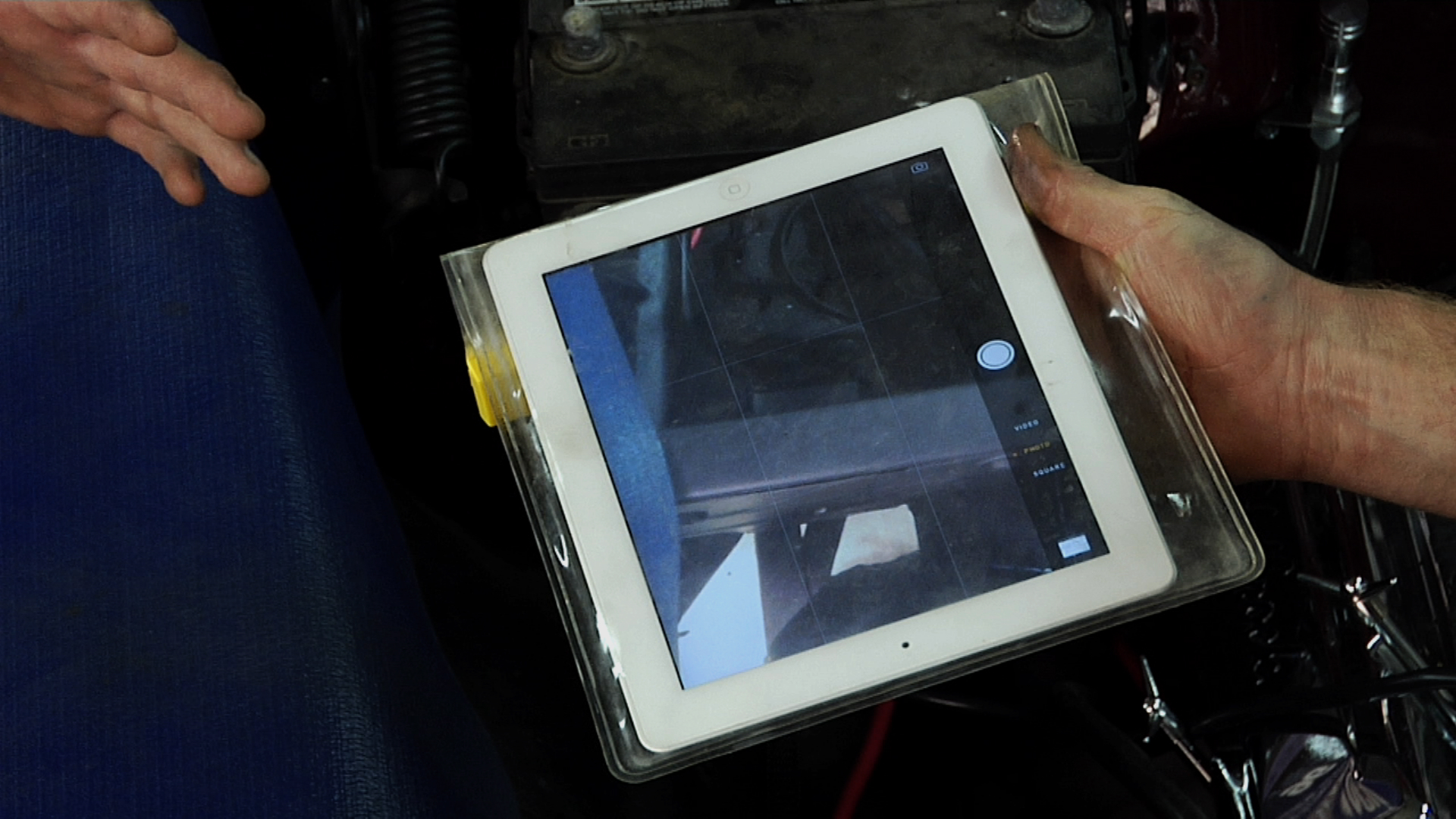 Protect Your Tablet When Working on Auto Repairsproduct featured image thumbnail.