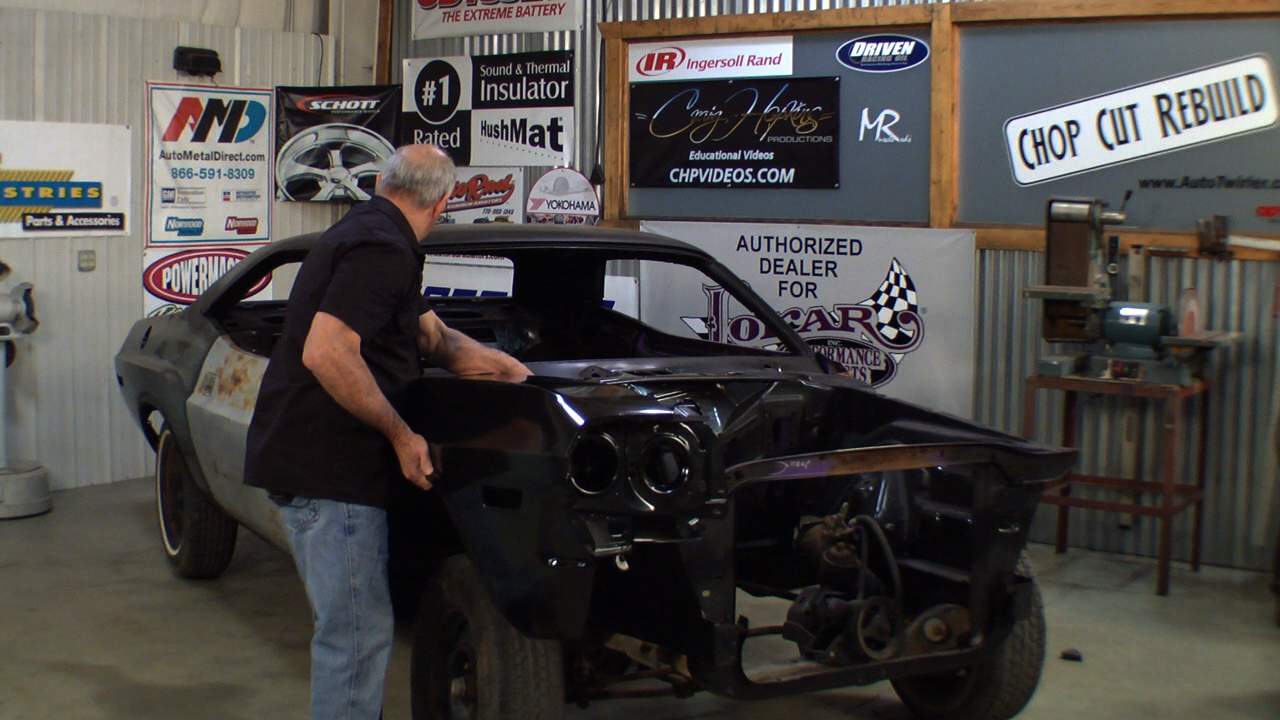 Restoring a Classic Car: Installing Fendersproduct featured image thumbnail.