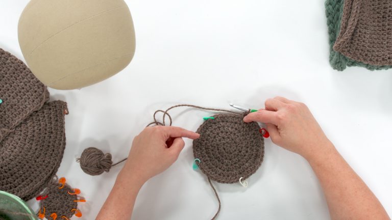 Making a Top-Down Hat Without a Patternproduct featured image thumbnail.