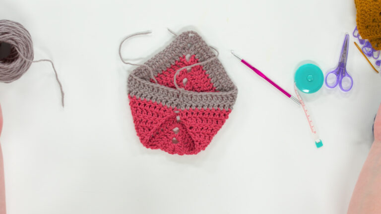 Turn a Triangle Shawl Pattern into a Cowlproduct featured image thumbnail.