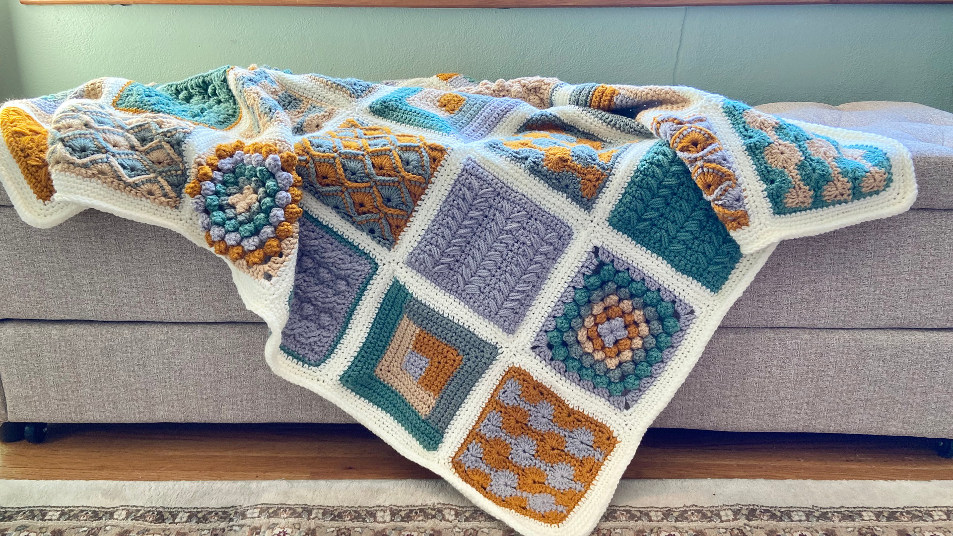 Free Crochet Pattern - Gallery Throw Blanket