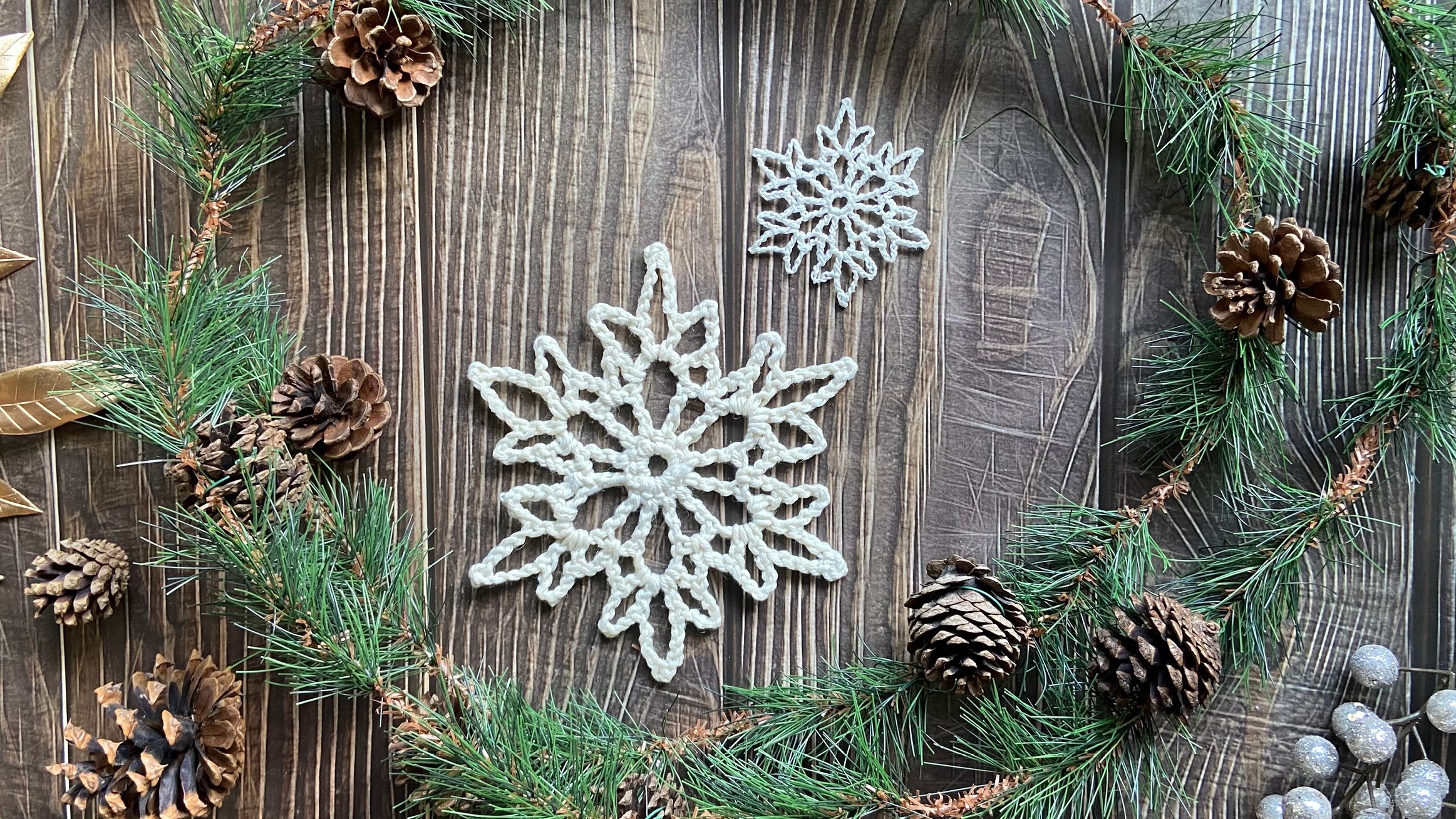 Free Crochet Pattern - Crocheted snowflake