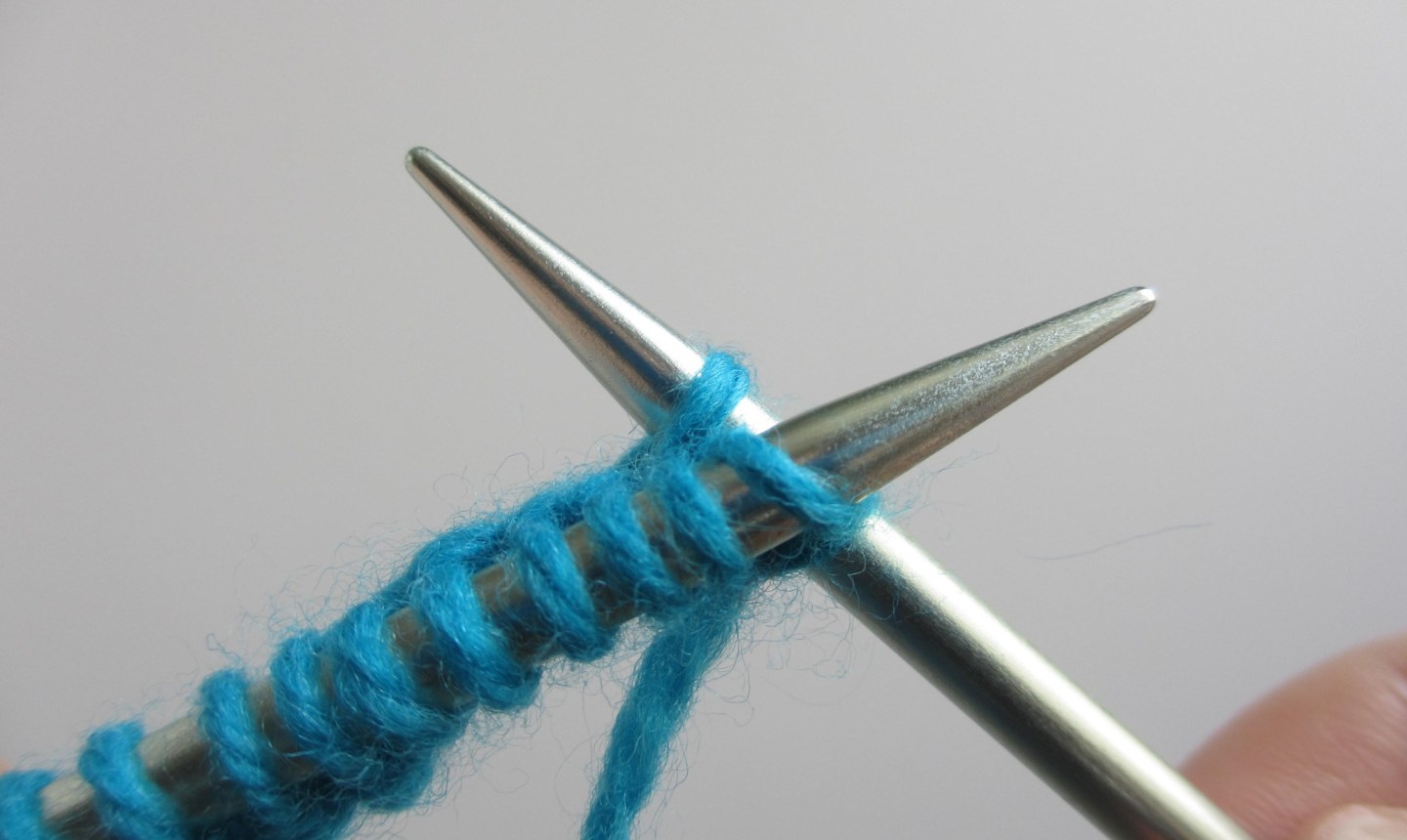 knitting left twist stitch 3