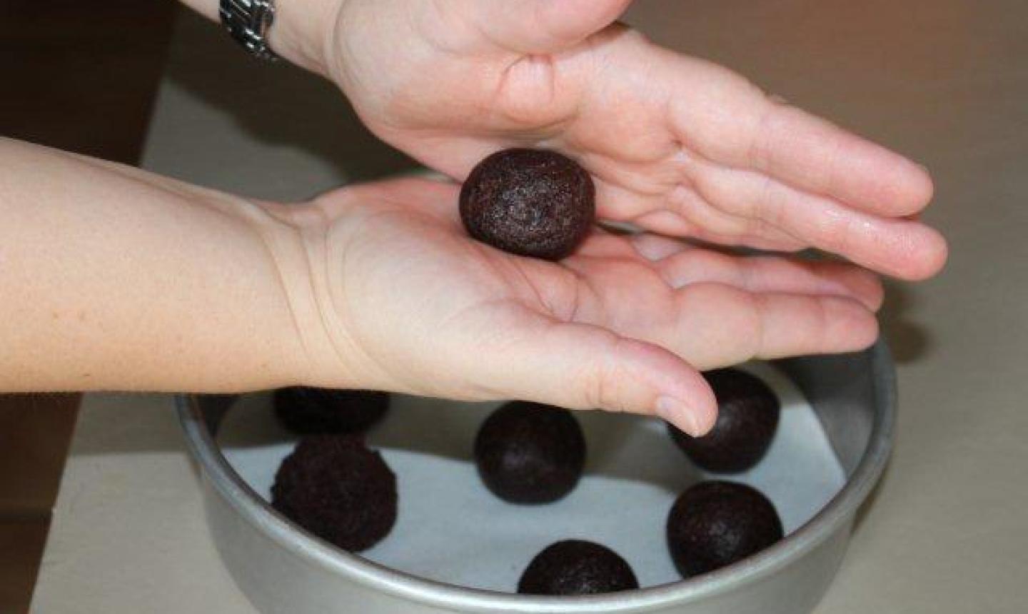 Super Smooth Cake Balls