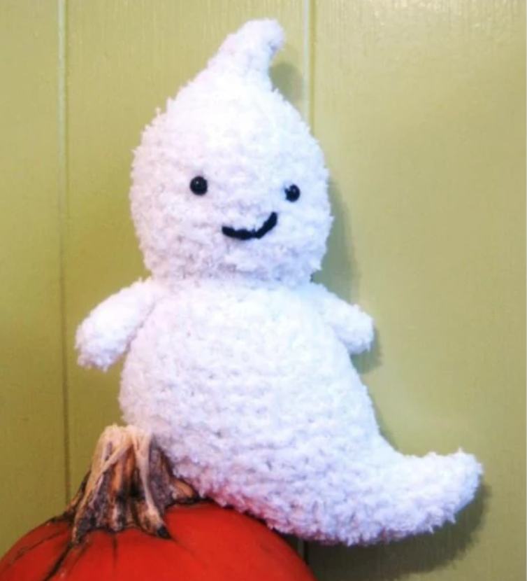 crochet ghost amigurumi