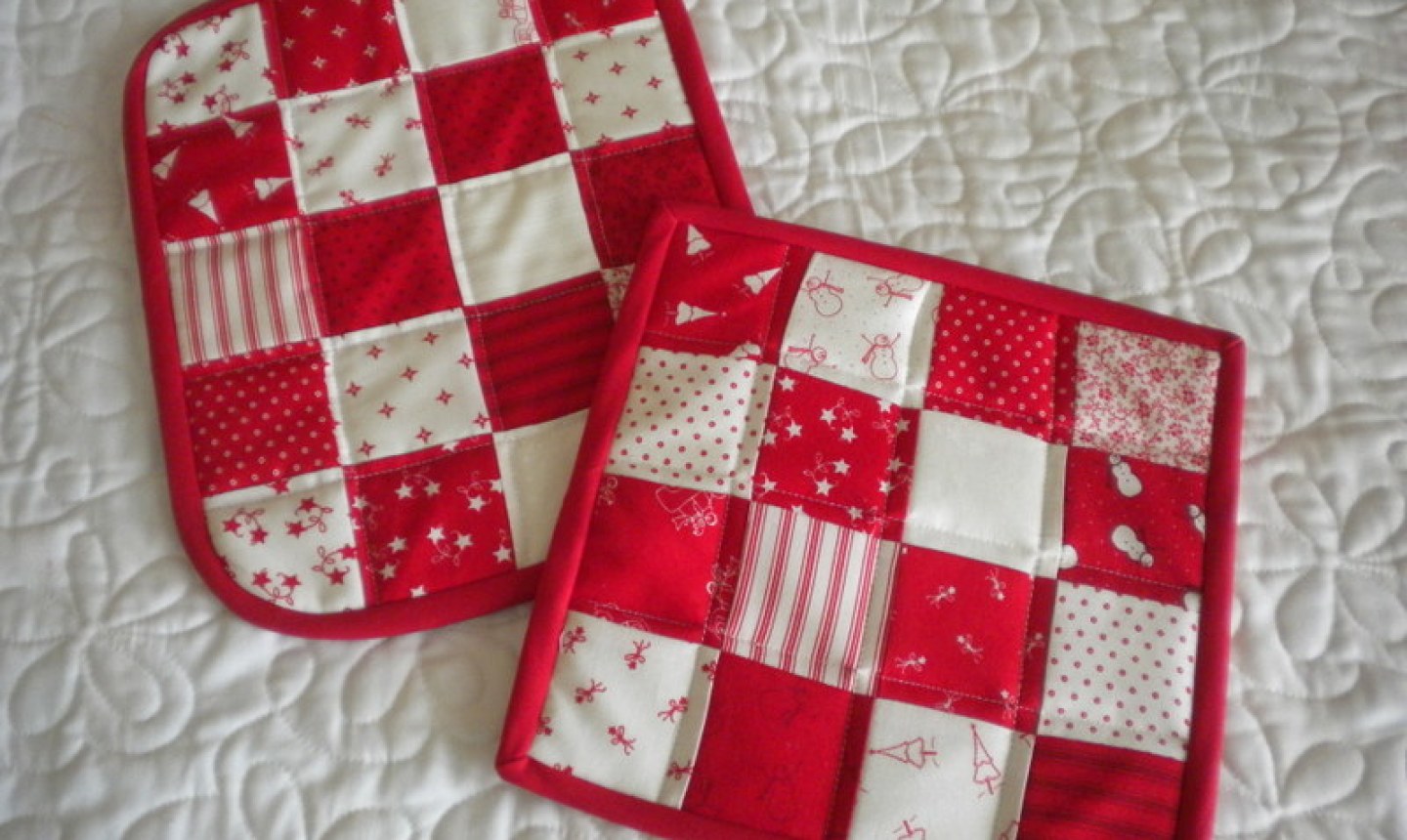 How to Make a Quilted Potholder: A Step by Step Tutorial - A Quilting Life