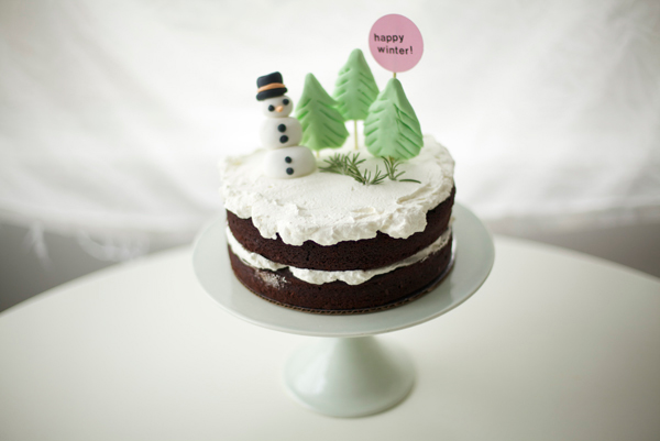 Snowman and tree cake