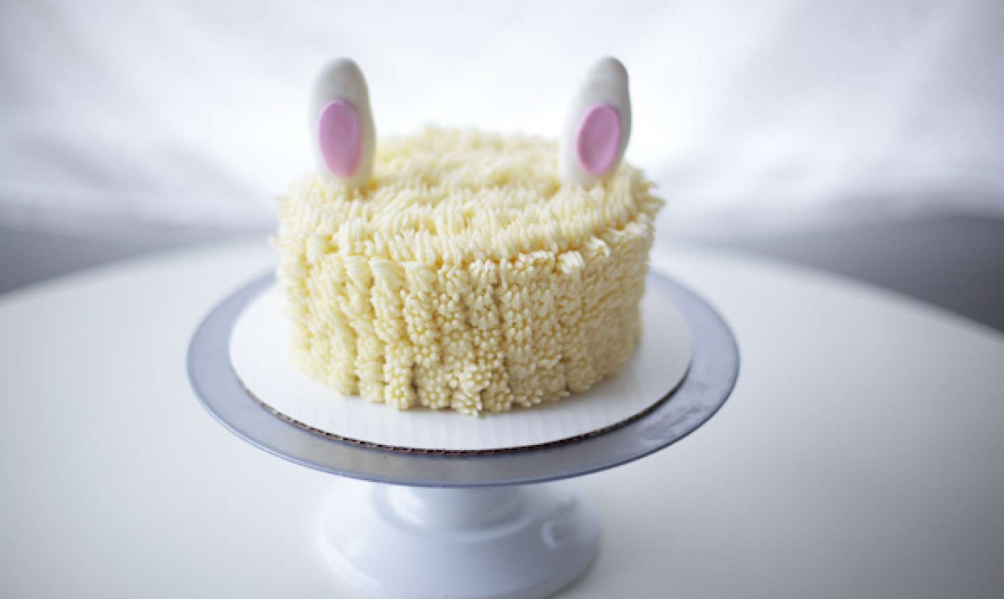 piped rabbit cake with ears