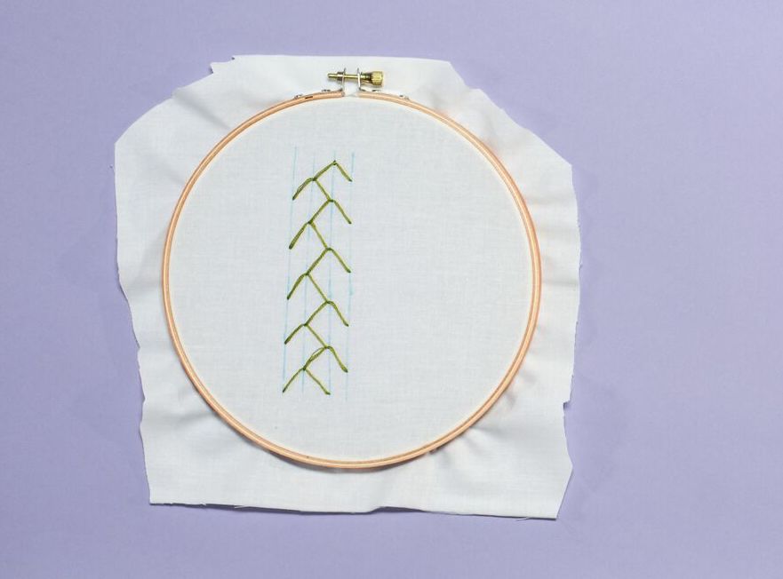 Embroidery for Beginners: 9 Ideas with Buttons 