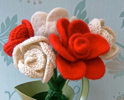 9 Lovely Knit Rose Patterns On Bluprint