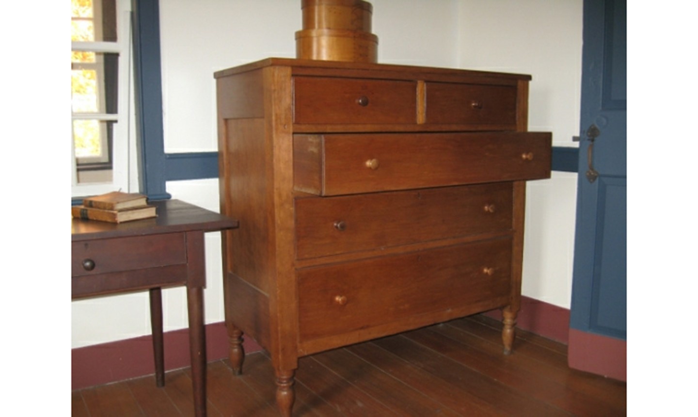 dovetail drawer