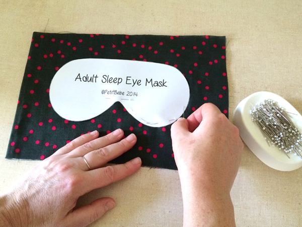 Tjen blive forkølet Født How to Make a Sleep Mask | Craftsy