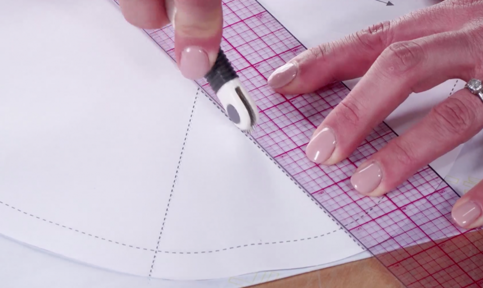 How to Transfer Patterns to Fabric With a Tracing Wheel Craftsy