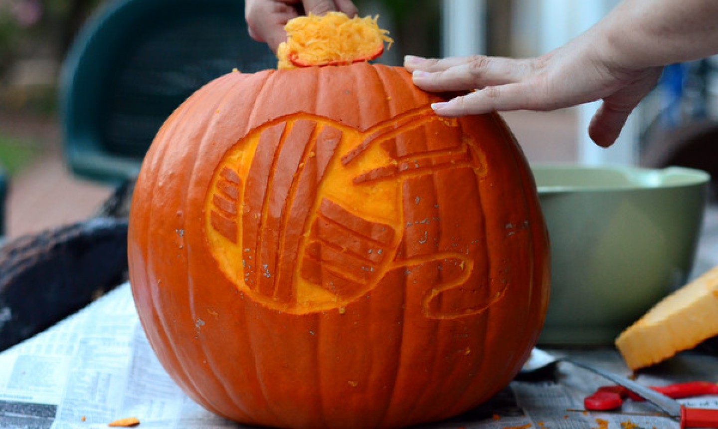 Pumpkin Carving Tutorial: A Very Bluprint Jack-o’-Lantern | Craftsy