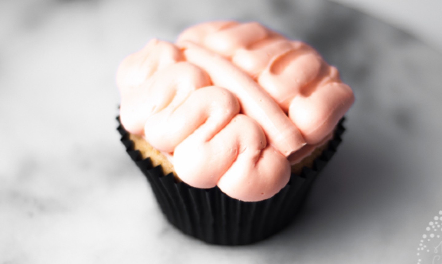 Cupcake with frosting brains