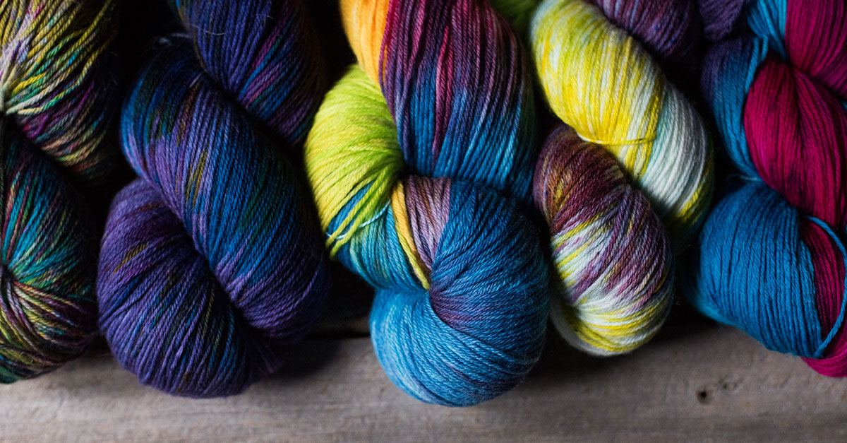 Tips for Using Hand-Dyed Yarns - Alternating Skeins - The Yarnover