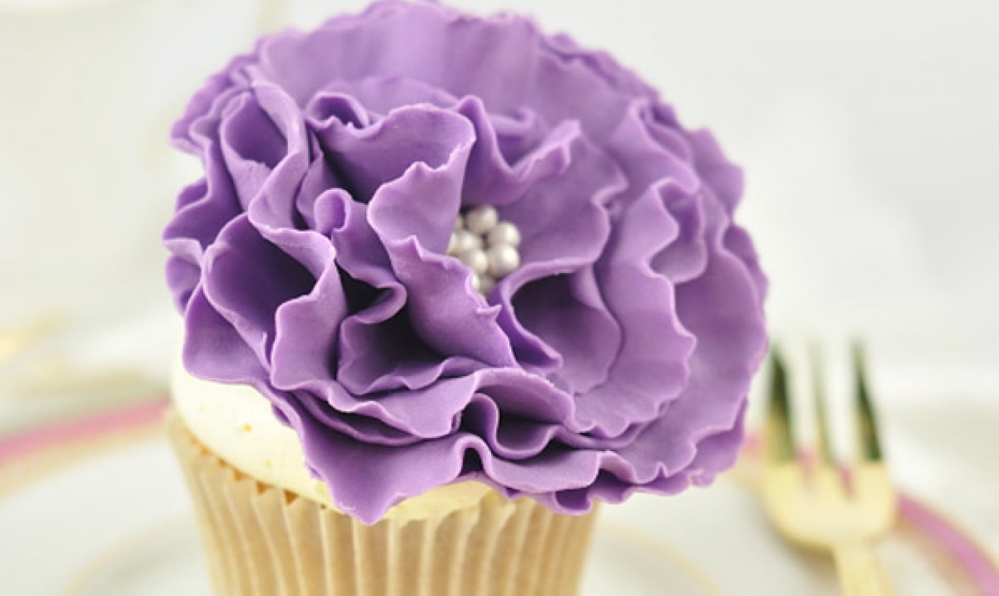 ruffle fondant flower