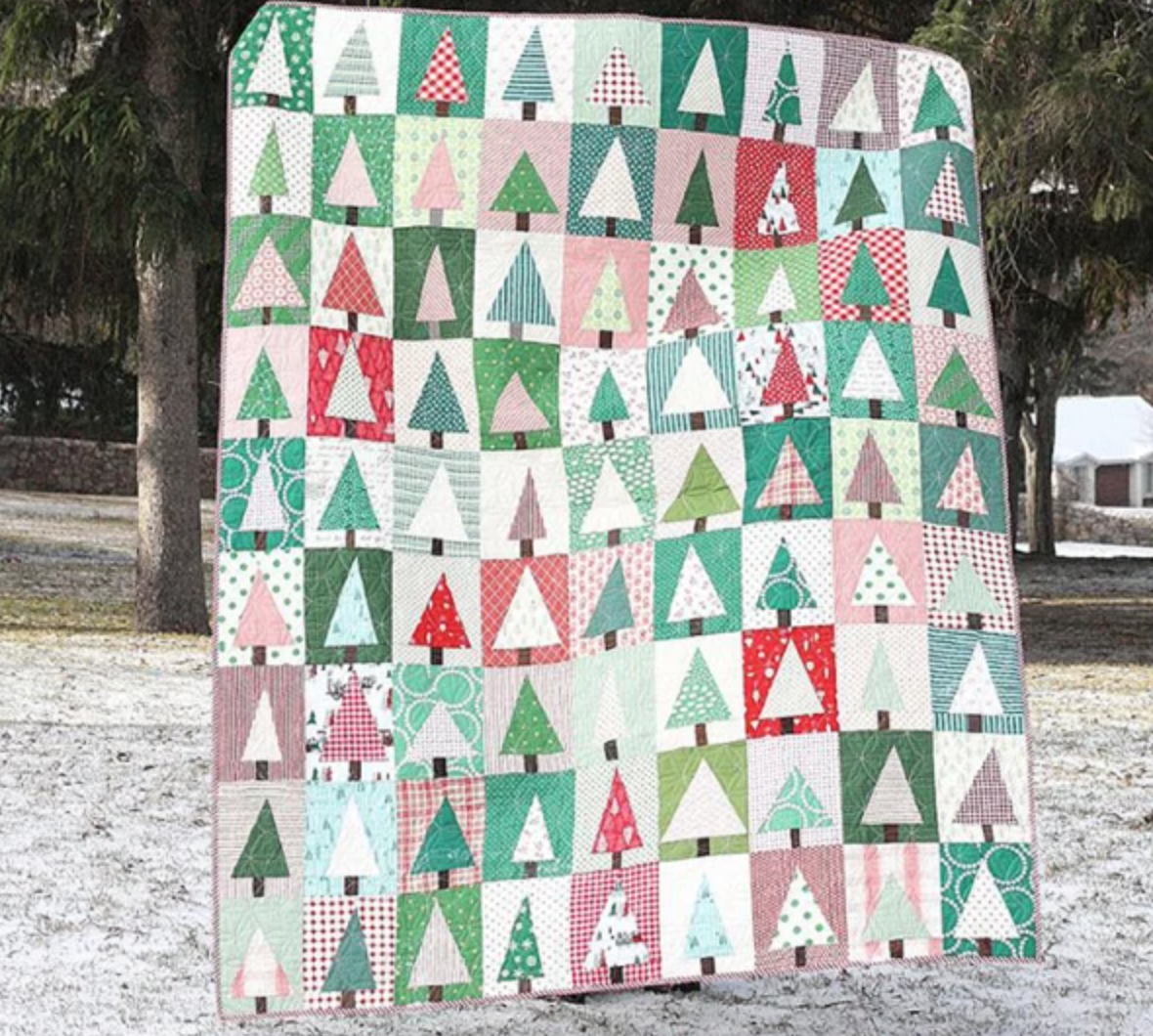 modern christmas tree block quilt