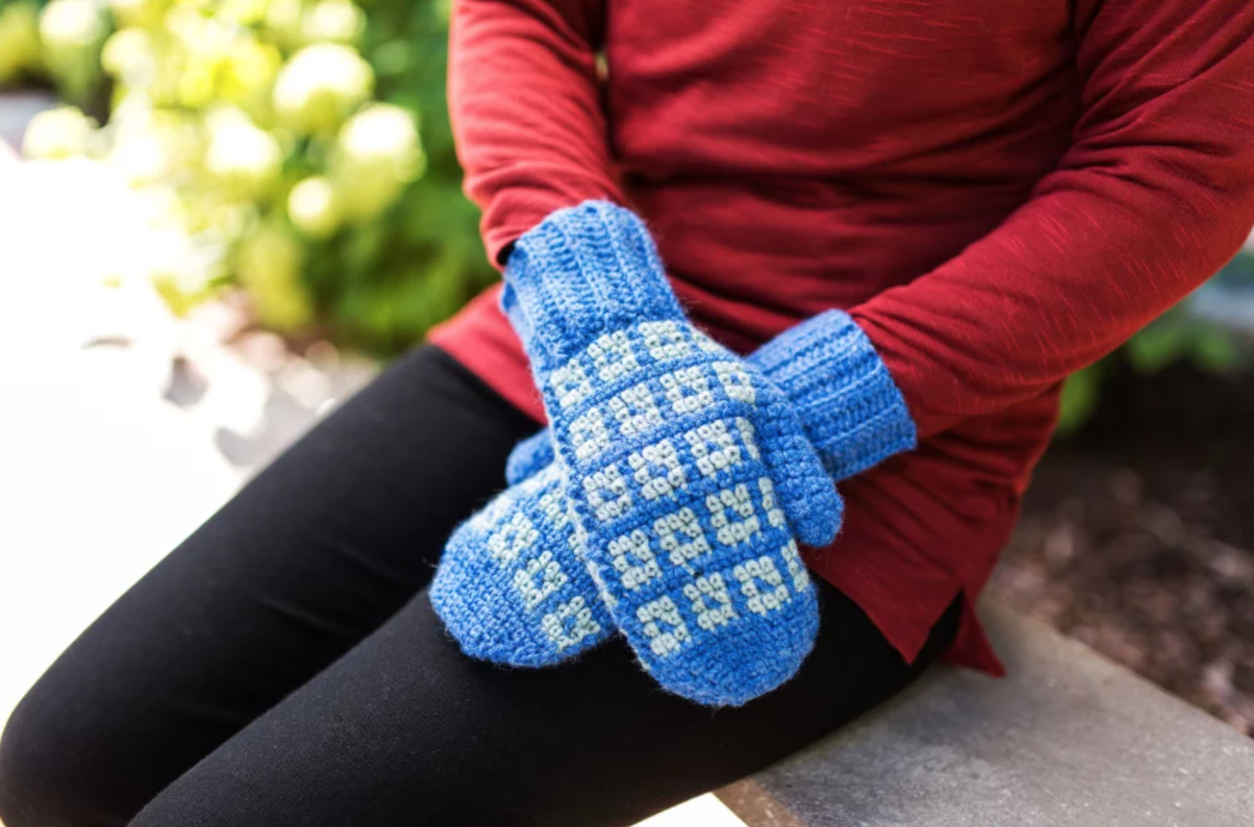 crochet blue mittens