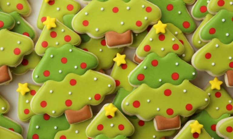 Decorated Christmas Tree Cookies | Craftsy