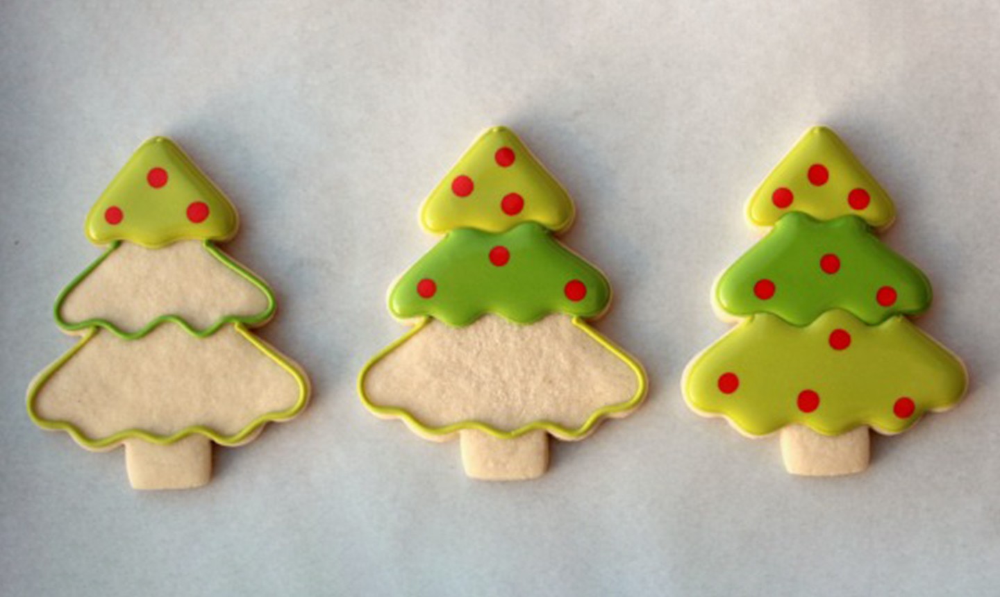 half-decorated christmas tree cookies