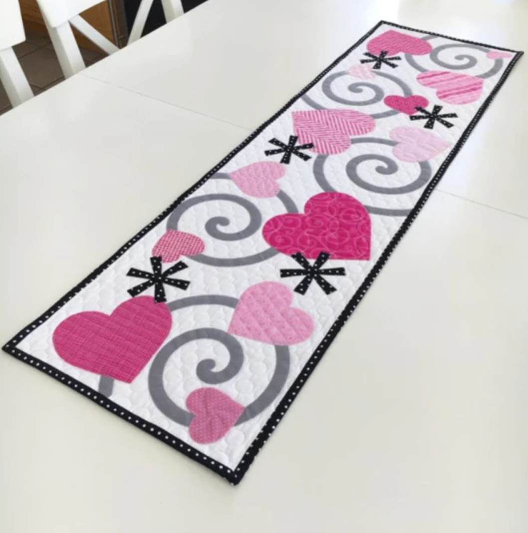 quilted heart table runner