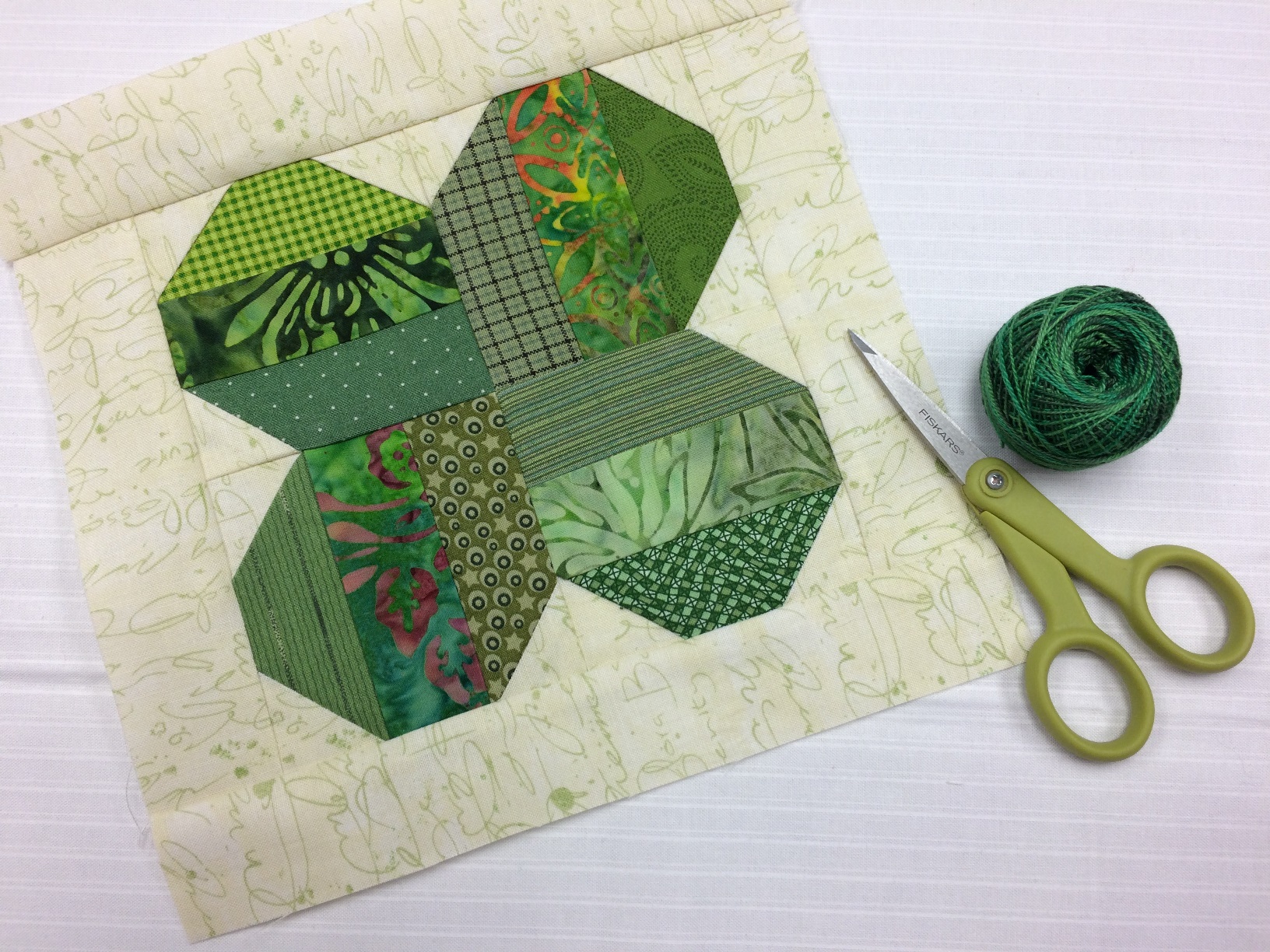 four leaf clover quilt block