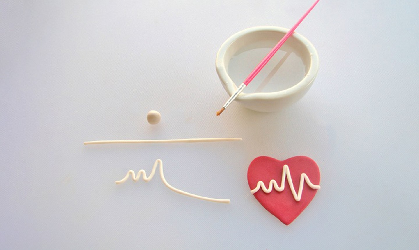 creating heartbeat fondant