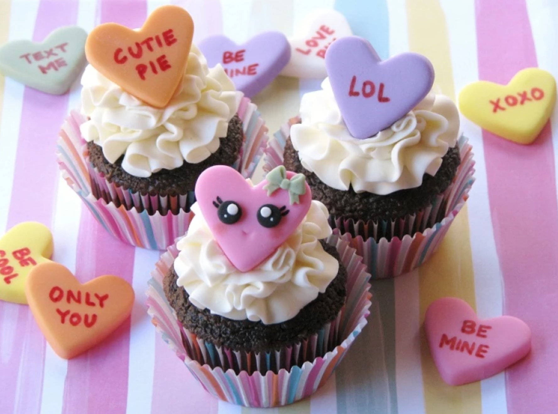 conversation heart cupcakes