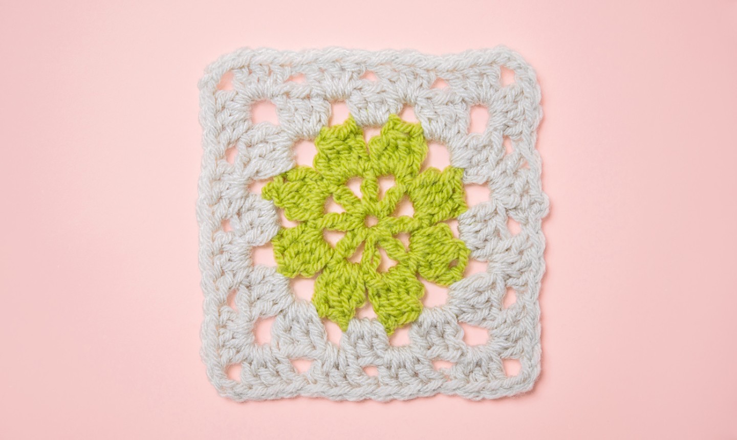 granny square flower center