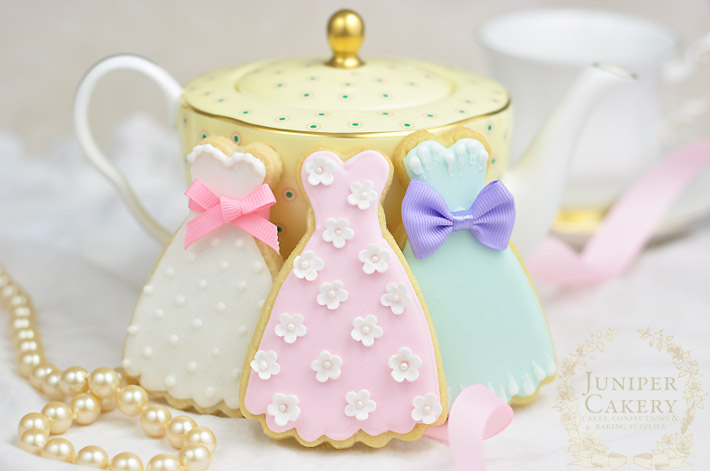 6 Genius Tricks for Decorating Cookies With Royal Icingarticle featured image thumbnail.