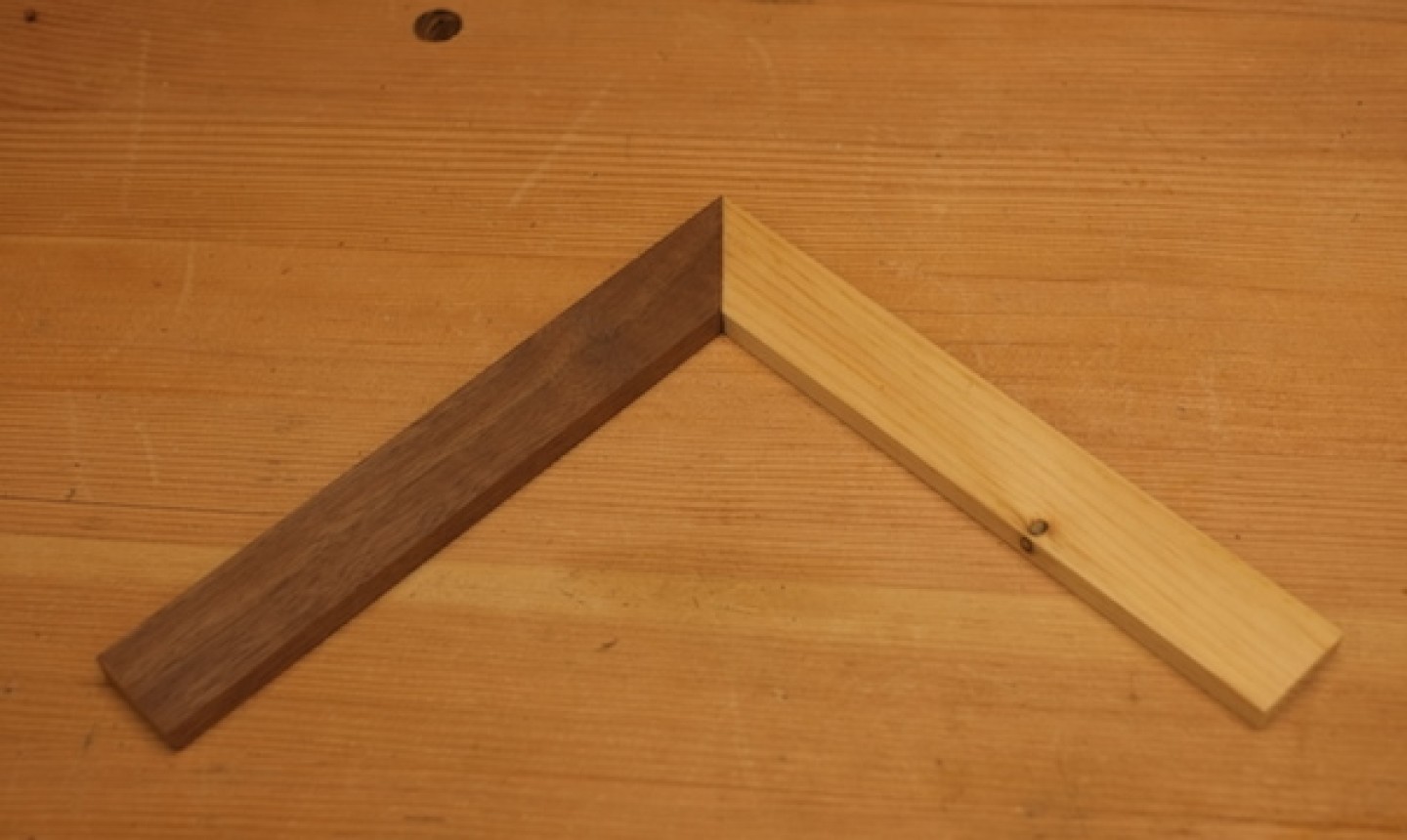 Miter joint