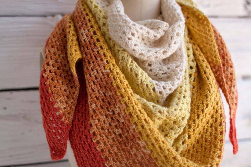 20 Free Crochet Triangle Shawl Patterns – Roundup