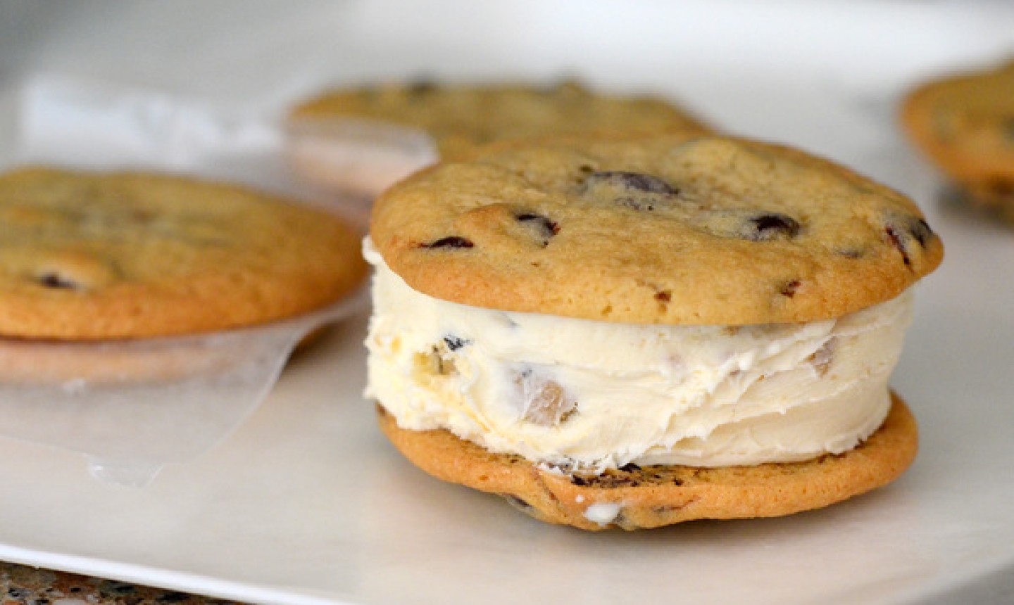 chocolate chip ice cream cake