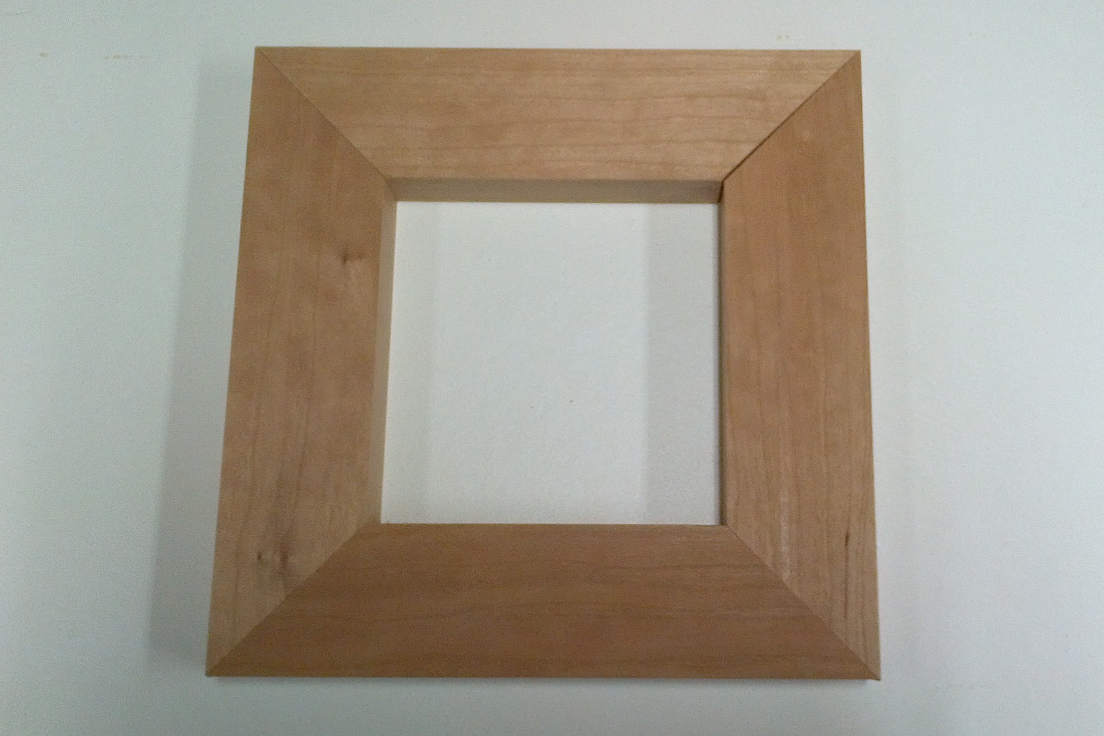 Cut Perfect Miter Joints in 3 Steps