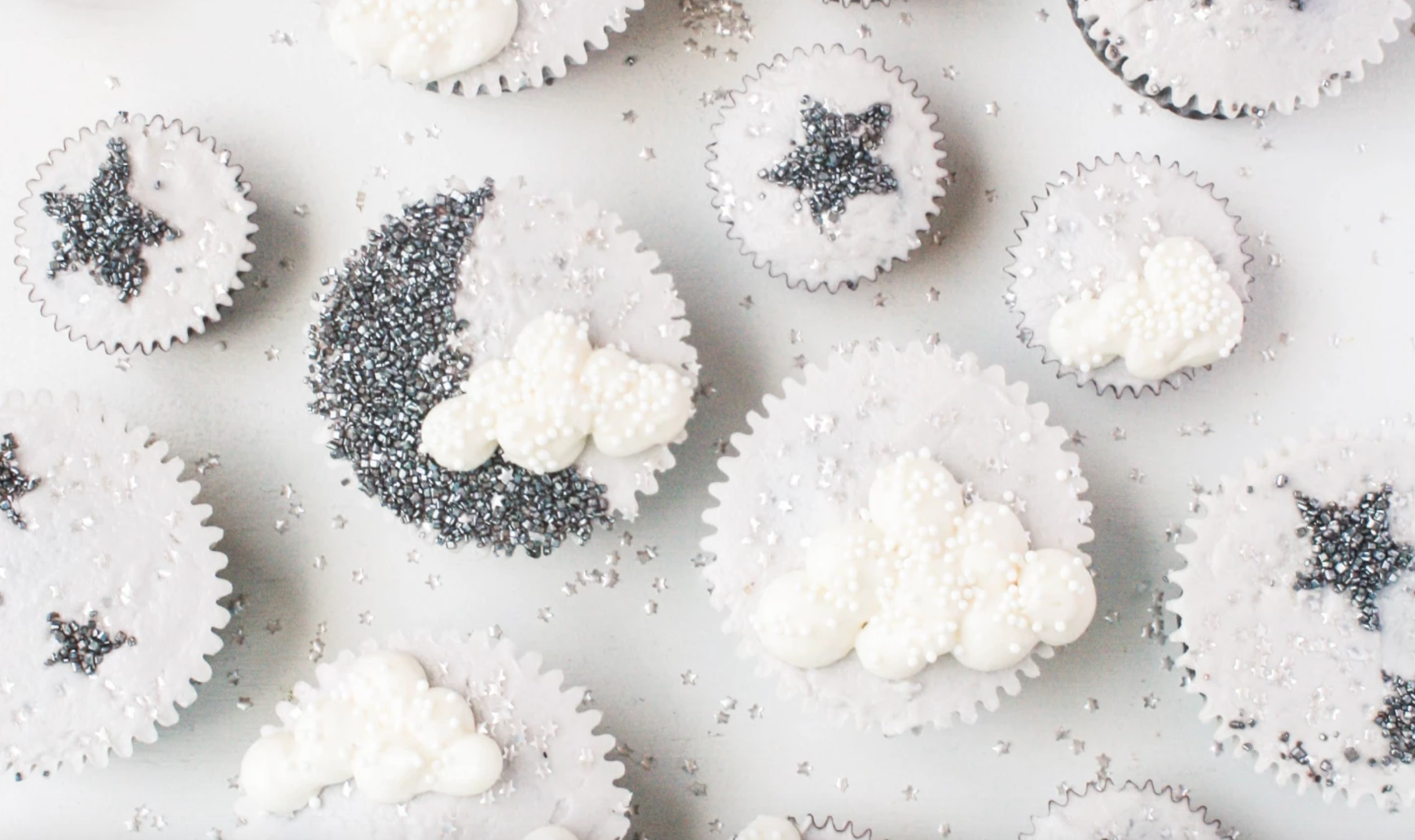 sparkly moon and stars cupcakes