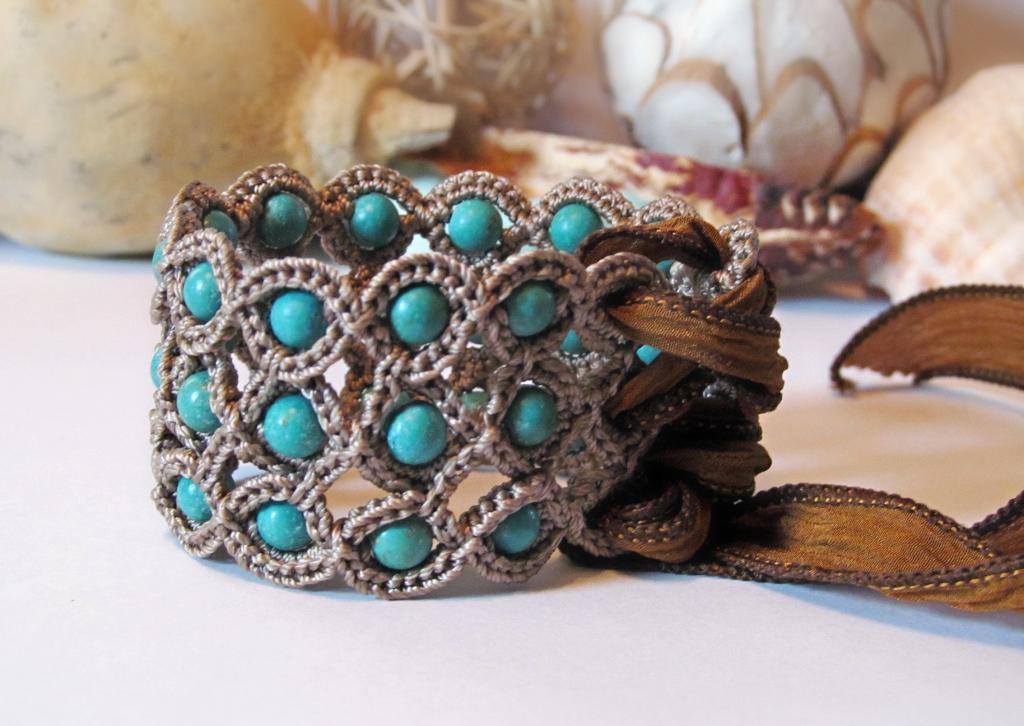 boho - gypsy style crochet bracelet Tie dye Teal blue beaded  bracelets blue teal  cuff bracelets Hand beaded crochet bracelet