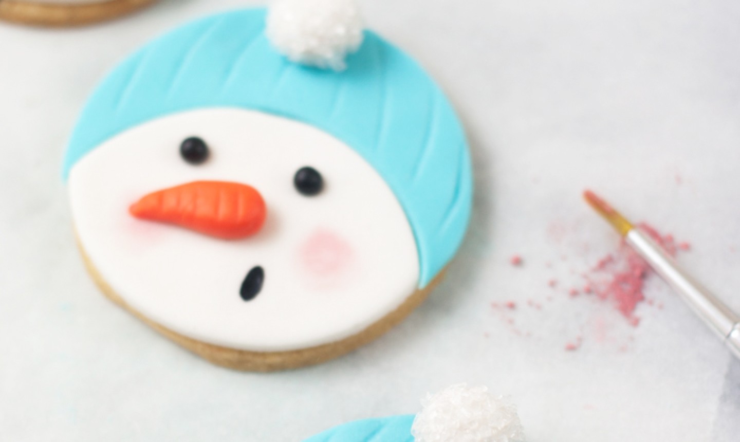 surprised snowman cookie