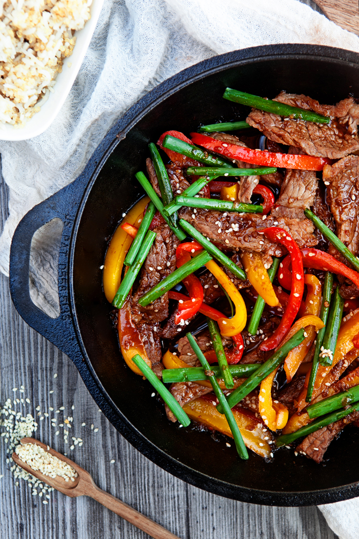 A Healthy Beef Stir-Fry Recipe You Can Make in 20 Minutes or Lessproduct featured image thumbnail.